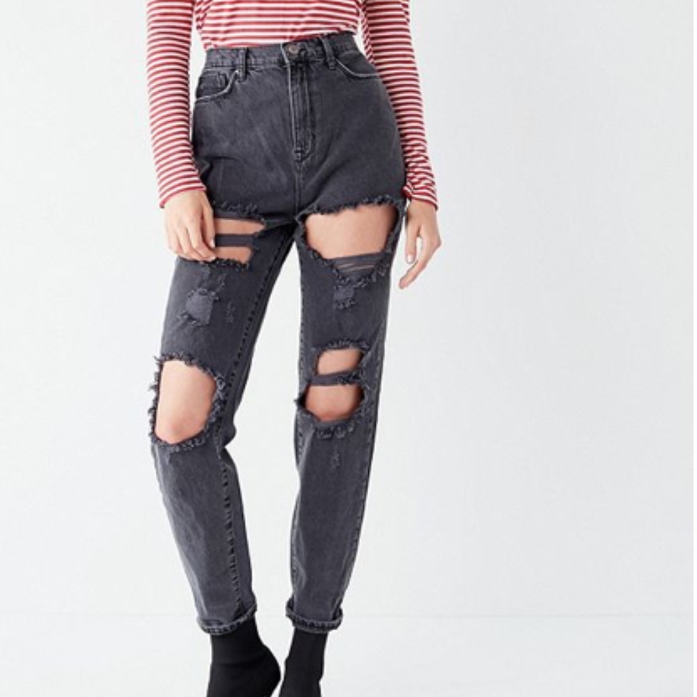BDG ripped mom high rise jeans